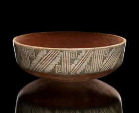 Diaguita Bowl，AD 950  -  1450。智利埃尔基省。粘土，油漆。8 x 23厘米。（17/5128）